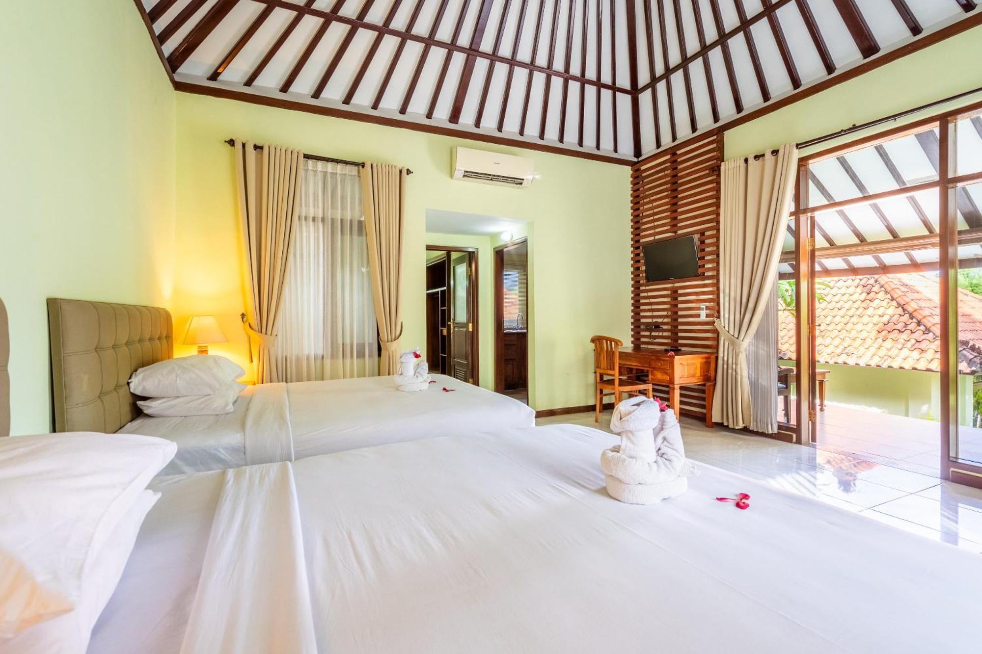 Taman Surgawi Resort & Spa Jasri Exterior photo